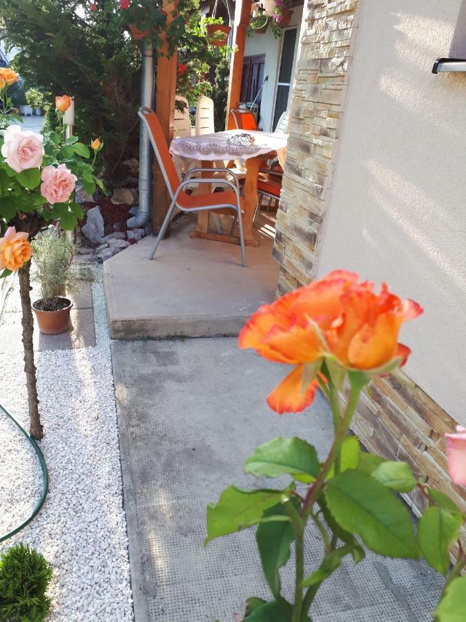 Anna Báthory Apartmanház Hajduszoboszlo Exterior foto